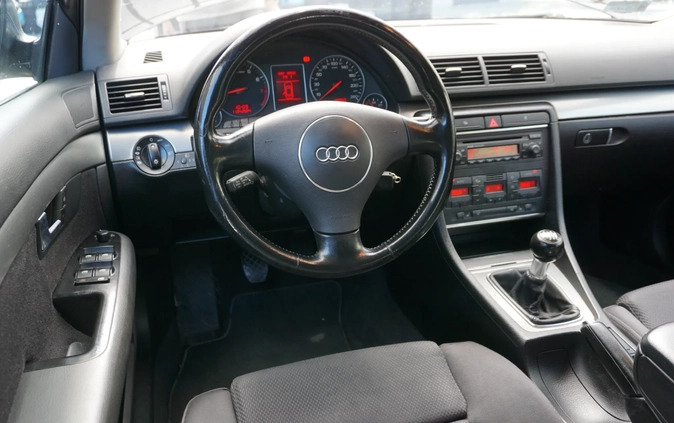 Audi A4 cena 14900 przebieg: 285000, rok produkcji 2003 z Zgorzelec małe 191